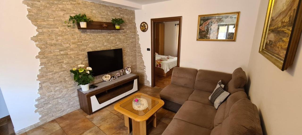 Izola City Center Apartment Buitenkant foto