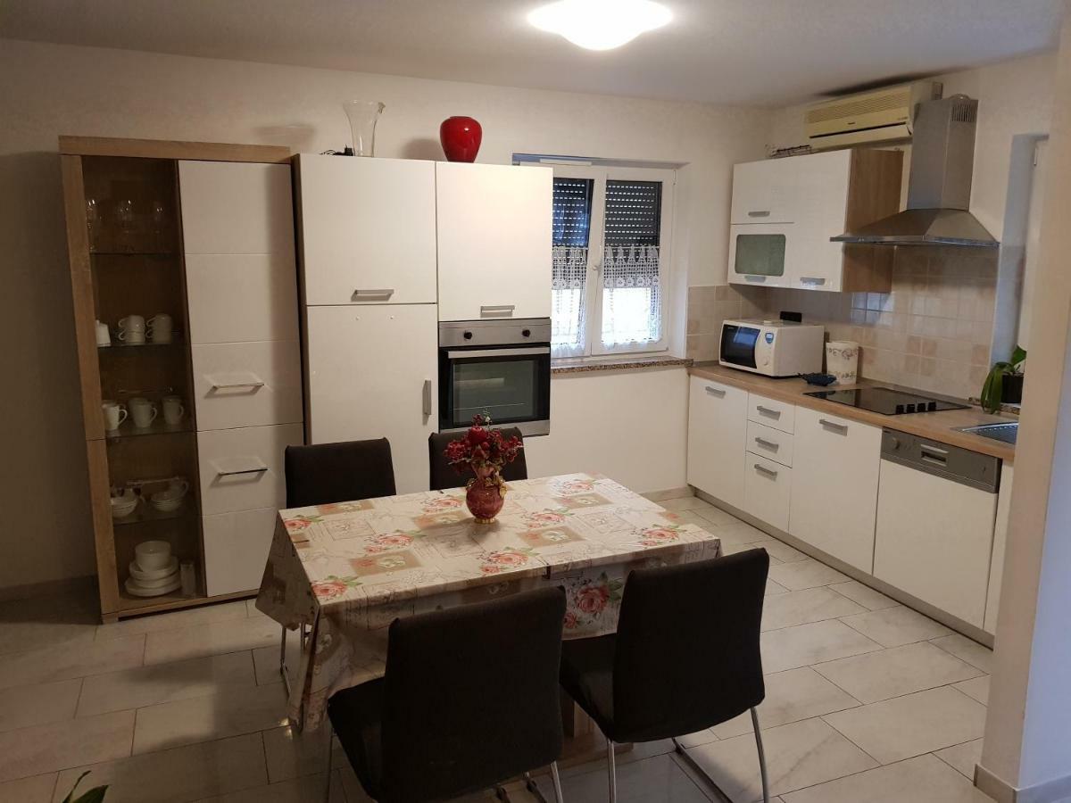 Izola City Center Apartment Buitenkant foto