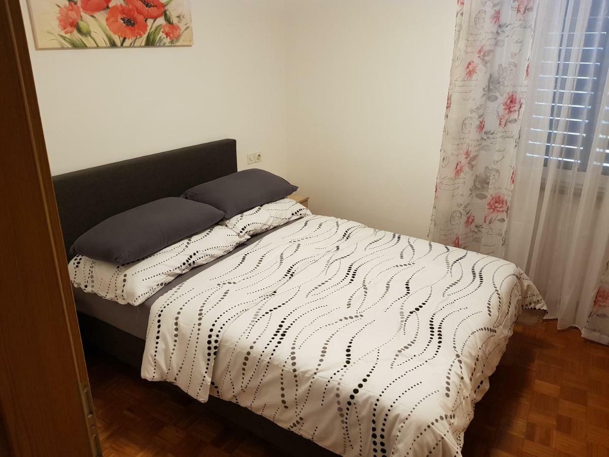 Izola City Center Apartment Buitenkant foto